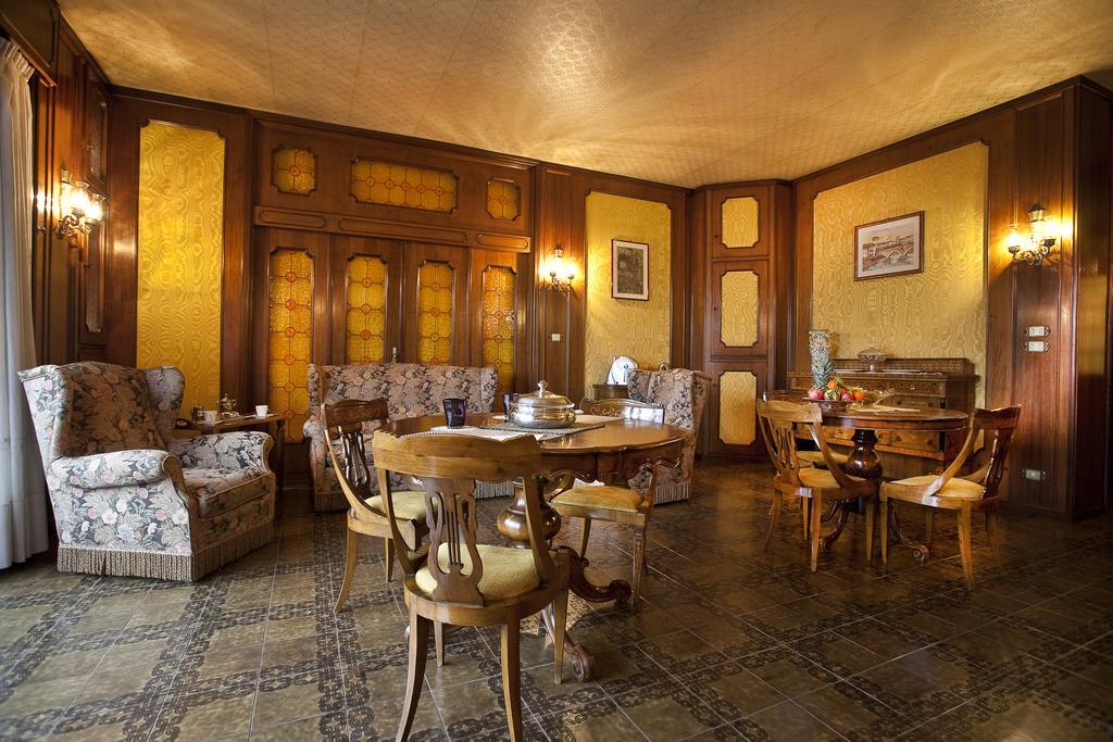 Arte Nel Centro Bed and Breakfast Βερόνα Εξωτερικό φωτογραφία